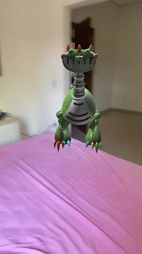 7475732353910934839