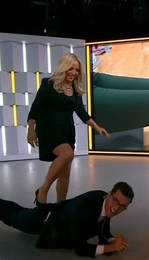 What a year it has been on Weekend Sunrise! From unexpected slip-ups to moments that had us all in stitches. We certainly had lots of chaotic moments and great memories. Thank you for spending your weekends with us - see you in 2026! From the Weekend Sunrise Team 🫶🏻 | Sunrise