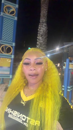 Just 2 pretty friends!!!🫶🏽 #daytona #springbreak | Daytona Spring Break