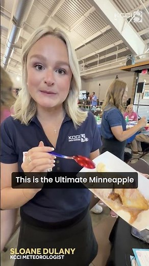 New Iowa State Fair foods: KCCI's rapid review of the Ultimate Minneapple Pie