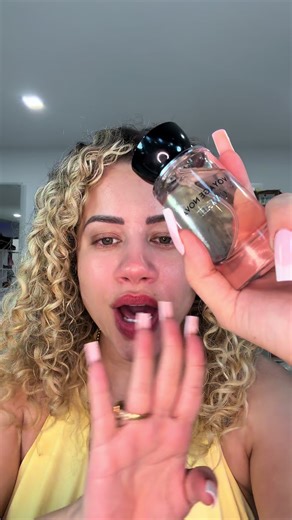 Perfume Floral Fruity para Mujer: Duradero y Elegante