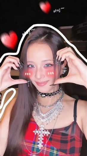 "Why do people say Jisoo is the one idol who just can't get canceled?