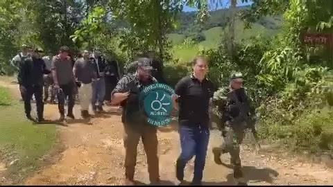 Carlos Alberto Herrera Arcila, alias Camilo, ya se encuentra en custodia de las autoridades. El delincuente, uno de los más buscados en Antioquia y quien es cabecilla del Clan de Oriente, fue capturado junto con otras cinco personas en zona rural de San Rafael. | MiOriente