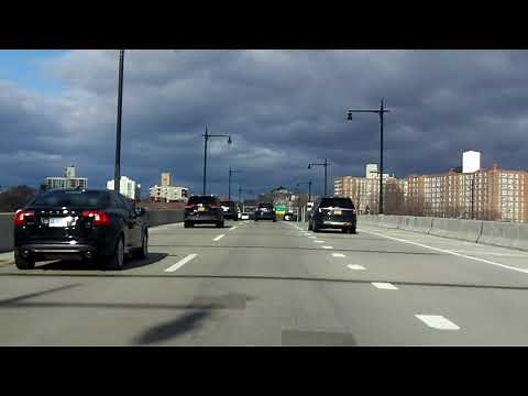 Henry Hudson Bridge northbound