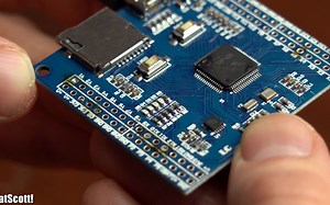 简易强大的Arduino替代品 Pyboard (MicroPython)