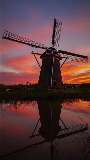 An Amazingly Colorful Dutch Sunset Time-Lapse! #sunset #windmill #timelapse