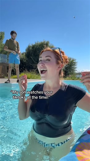 Isla Moon on Instagram: "Oh yes my swimming tutorials…"