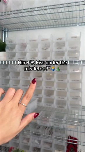 Fake & Real Body Jewelry🤍 on Instagram: "🔎Mistletoe Belly Ring NOW FULLY WATERPROOF!🚿 Available in bar sizes 6MM-16MM!🪡 Get yours NOW before it sells out and goes on back order.🫣 ✅316L Surgical Steel Bar Option ✅G23 Titanium Bar Option ✅Size Inclusive Bars (6MM-16MM) Get yours at hanyslux.com🛍️🛍️🛍️"