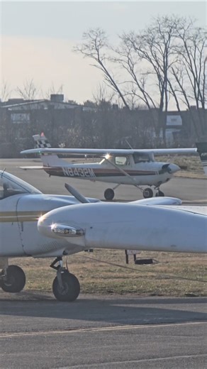 Cessna 150 Landing #planespotting #plane #plen #airplane #avgeek #aviation #c150 #cessna #cessna150