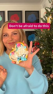 Red and green aren’t everyone’s holiday colors—and that’s okay! 💙✨ As we move through midlife and beyond, the colors we wear can completely change how we look (and feel!). The right shade lifts your complexion, brightens your eyes, and gives you that effortless glow money can’t buy. This frosty blue feels fresh, feminine, and full of joy—proof that when you choose colors that complement *you*, the whole season shines brighter. 💫💙🤍 Blue outfit @giannibiniofficial @dillards Faux fur: a loves a