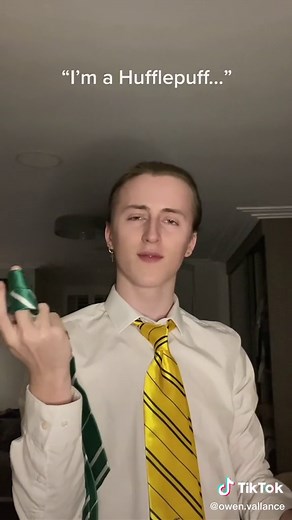 Slytherin??? Nahhhhhhh you’ve been bamboozled by the Huffle! #slytherin #hufflepuff #python #harrypotter #hpbrasil #dracotok