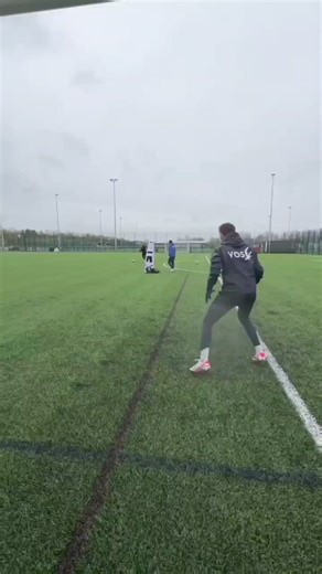 1M views · 44K reactions | Jasper’s Save Compilation from yesterdays session in HORRENDOUS conditions  ☔️  We changed the position of the goal for MAX wind effect #themoderndaygk #gk #goalkeepers #gktraining #goalkeeper #saves | The Modern Day GK | Facebook