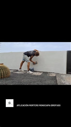 🇪🇦 Aplicación mortero monocapa 🇬🇧 Monolayer mortar application 👉35 AÑOS DE EXPERIENCIA en servicios integrales y parciales de reforma y construcción 👉35 YEARS OF EXPERIENCE in full and partials renovation and construction services Info, presupuestos sin compromiso Info, quotes with noncommitment 👇👇 www.pgsconstructions.es #refurbishment #renovation #proyectosintegrales #proyectosllavenmano #turnkeyprojects #reforma #reformabaño #bathroomrenovation #bathroomidea #bathroomremodel #livingro