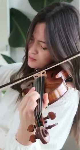 Epic triple-stops on the violin ⚡️