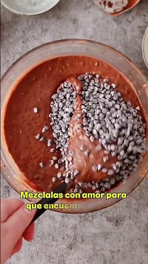 Bizcocho de Chocolate con Chispas que se Deshacen en la Boca | Receta Fácil y Sedosa