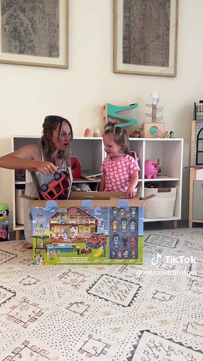 Bluey Play House Toy Set Unboxing and Review