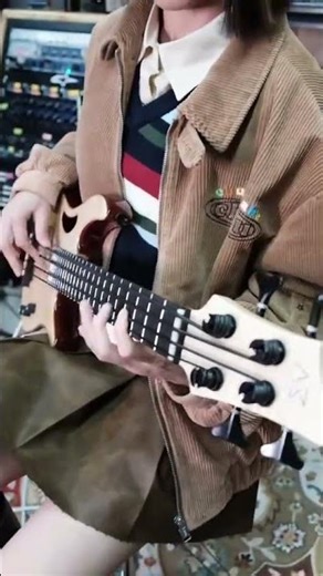 Nylon-string Mini Bass Tone Demo & Performance #music#bass#minibass