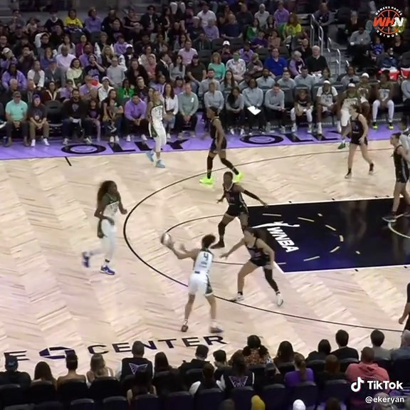 Skylar Diggins Excels Against Golden State Valkyries