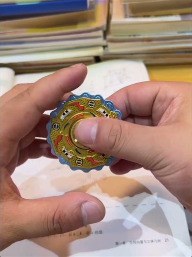 Fun and stress-relieving gear spinning top! Classmate will love it! #Try Something New