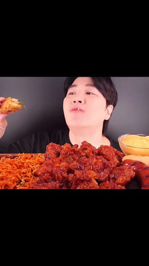 17NETWORK Entertainment on Instagram: "#viral #mukbang #asrm #food #relax #asrmfood #fyp #friedchicken #noodles #pizza"