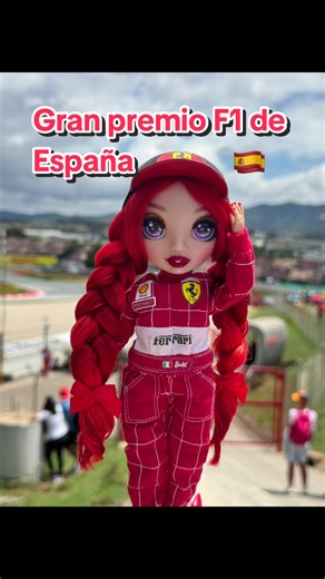 El finde pasado nos fuimos para Barcelona, al Gran Premio de Fórmula 1 de España 🇪🇸 @Rainbow High España Oficial @rainbowhigh #doll #dolls #dollsoftiktok #dollscollection #collectordolls #rainbowhighcollector #rainbowhighdolls #rainbowhigh #ruby #rubyanderson #f1 #f1tiktok #f12024 #granpremiodeespaña #montmelo #circuitbarcelona #ferrari #tifosi #gpspain #barcelona