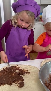 We helped mommy make sweet walnut bread (cozonac) for Easter 🥰 | CookingwithSammy