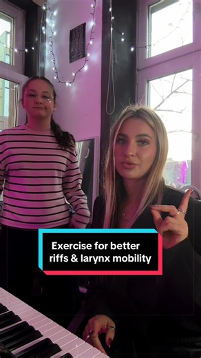 One of my favorite exercises to develop larynx mobility for cleaner and faster riffs. #vocalcoach #riff #runs #stefavocal #VocalChallenge