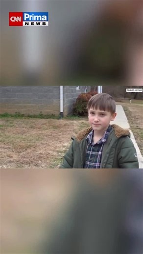 ❤️👏🏼 Pětiletý Noah Beasley vybral pro útulek ve Virginii 2700 dolarů (55 tisíc korun). „Chci, aby byli v bezpečí a měli taky hezké Vánoce,“ řekl Noah na otázku, proč je potřeba pomáhat zvířatům bez domova. Peníze sesbíral pomocí internetové kampaně a díky sklenicím na příspěvky v místních obchodech. Dobročinnou sbírku uspořádal již podruhé. | CNN Prima NEWS