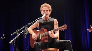 "Estranho seria se eu não me apaixonasse por você" --> youtu.be/C4HeeSug3J8 | Nando Reis