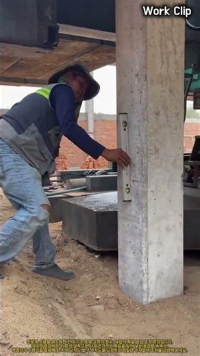 한 치의 오차도 허용하지 않는 작업자의 수평기 정밀 측정과 대형 말뚝 압입 공정 #worker #process #construction #foundation