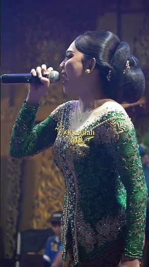 Silvi kumalasari suara yang khas, penampilan anggun khas Jawa tradisional #silvikumalasari