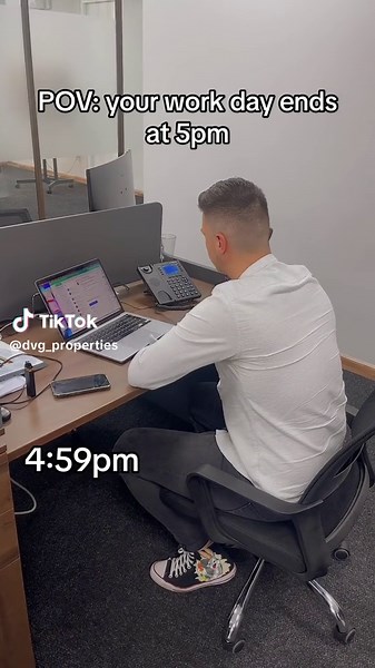 POV: Your Work Day Ends at 5pm