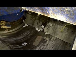 Blue Compactor ASMR Slowmo (4K)