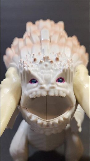 Unboxing! 2014 How To Train Your Dragon 2 Valka's Bewilderbeast Figure