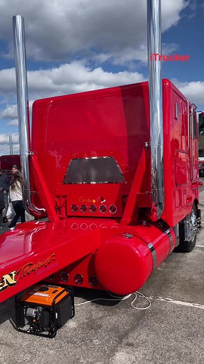 Super Cool Peterbilt Cabover 😍 #trucking #trucks #truck #truckdriver #peterbilt #truckers #trucker #oldschool | iTrucker