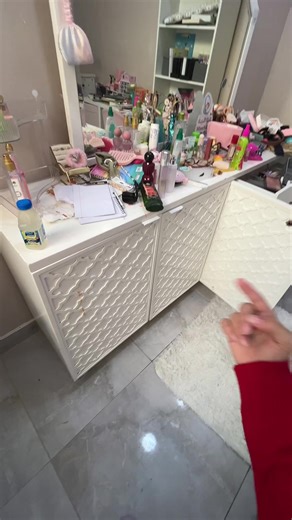 ترتيب تسريحتي: استعراض وترتيب أغراضي المفضلة