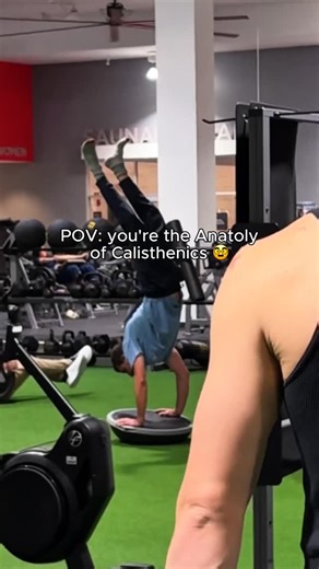 Anton | Calisthenics Coach on Instagram: "The Anatoly of Calisthenics 🗿 Saw this guy doing bosu handstands and thought I’d have a little fun 😂. He actually turned out to be a really cool and knowledgeable guy, and I gave him a few tips to help him out on his handstand journey. 📈 If you are looking to take your calisthenics training to the next level and make real progress this year, dm the word “COACH” to wok with me 1 on 1 🤝 #calisthenics #gymtok #troll #onearmhandstand"