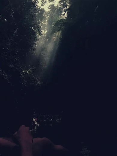 Keindahan Intro Lagu 'So Far Away' oleh Avenged Sevenfold