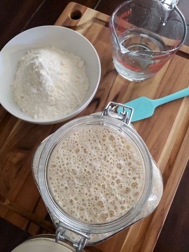 How to Make Sourdough Starter From Scratch: Easy Step-by-Step Recipe