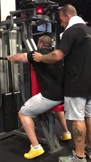 Dorian Yates HIT Master trains DY #shadowarrior Dan Cristian