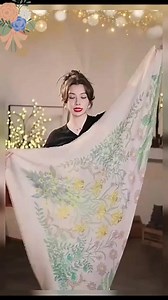 #elegant way to #style a #silkscarftutorial - #silkscarf #scarf #scarfstyles #scarftrick #elegantlady #diyfashiontips | Dress prepare