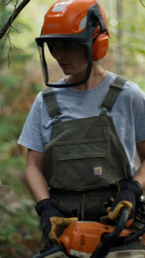 Carhartt celebrates the hardworking crews who make road trips and outdoor adventures possible. The Blue Ridge Parkway draws 17 million visitors each year. This iconic National Parkway is part of the Appalachian Mountains, and connects Shenandoah National Park and Great Smoky Mountains National Park. Along the way are countless opportunities to enjoy the great outdoors — all made possible by workers in Carhartt. | Carhartt