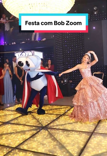 Bob Zoom: Luxuosa Festa de Aniversário como Príncipe