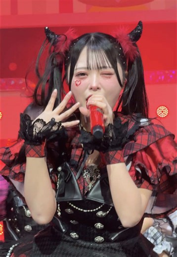 iLiFE!心花りりちゃんのメロメラ衣装MV