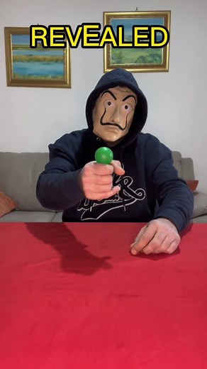 Amazing ball magic trick tutorial 🎩🪄 #perte #foryou #followme #follower #following #follow #amazing #tutorial #magic #trick #cardtrick #cointrick #fyp #trend #trending #foryoupage #magictrick #pageforyou #tiktok #viralvideo #viraltiktok #tiktokviral #tiktokvirale