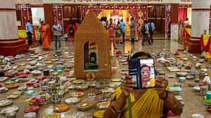 When is Diwali 2025? How is it celebrated? What to know about the religious holiday