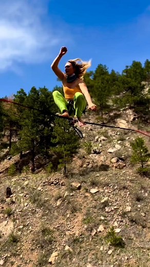 Slackline 😲 📽 @taylor_stg #esportesradicais #saúde #resistencia #adrenalina #planetareggae | Planeta Reggae