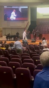 Praising God at the Summer Gospel Fest with the Belle | Mervin Mayo