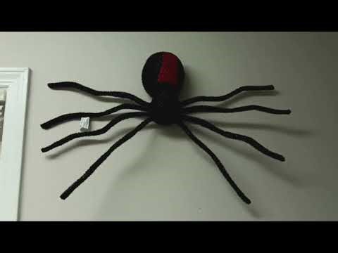 Gemmy Animated Large Dropping Tinsel Spider
