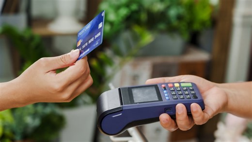 Carte bancaire : le code à 4 chiffres sur le point de disparaître, voici ce qui va le remplacer